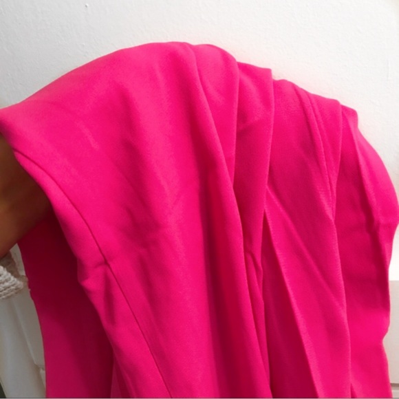 🆕 BRIGHT PINK SLIT MAXI DRESS! - Picture 8 of 13